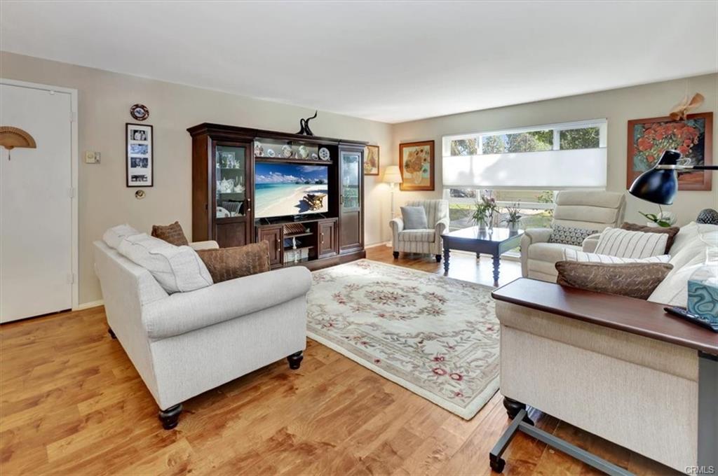 281 Avenida Carmel #C -5