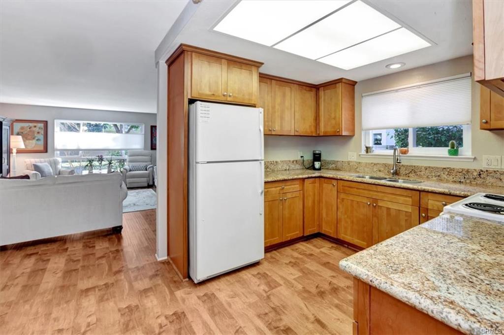 281 Avenida Carmel #C -11