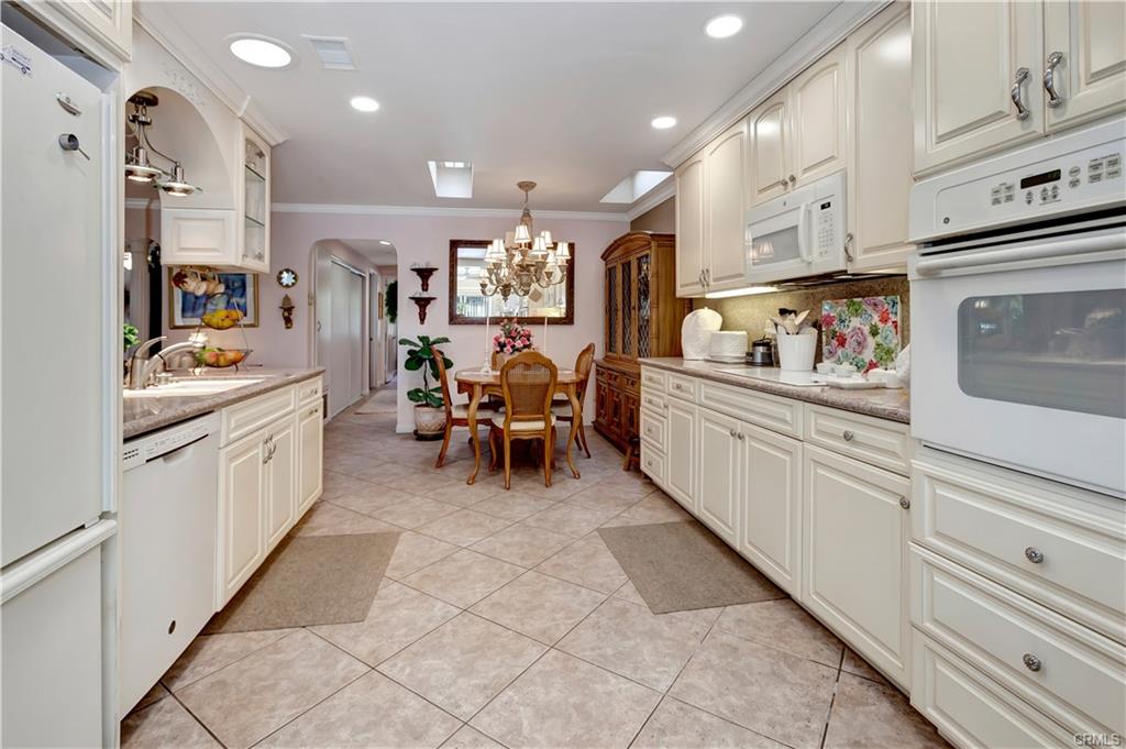 320 Avenida Carmel #A -5