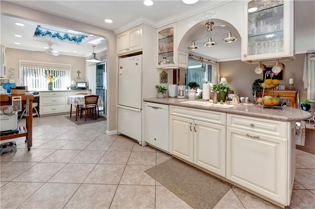 320 Avenida Carmel #A -6
