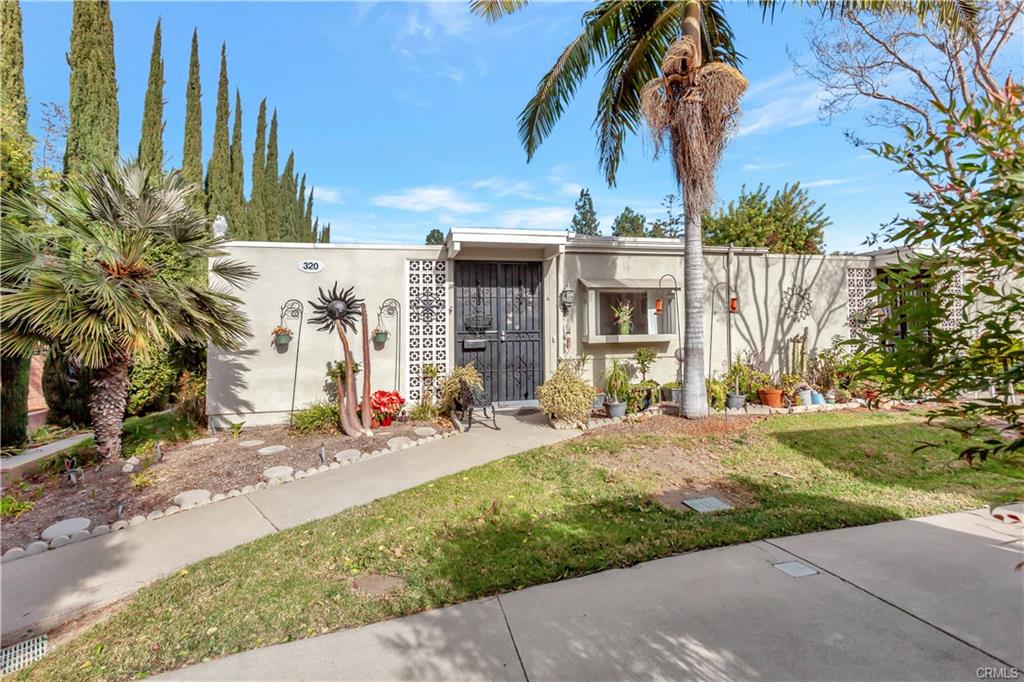 320 Avenida Carmel #A -2